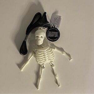 Bath & Body Works Glow In The Dark & Light-up Skeleton Pocketbac Holder